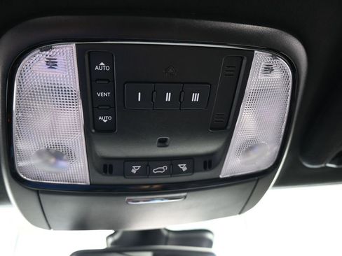 Used 2022 Dodge Durango R/T image 30