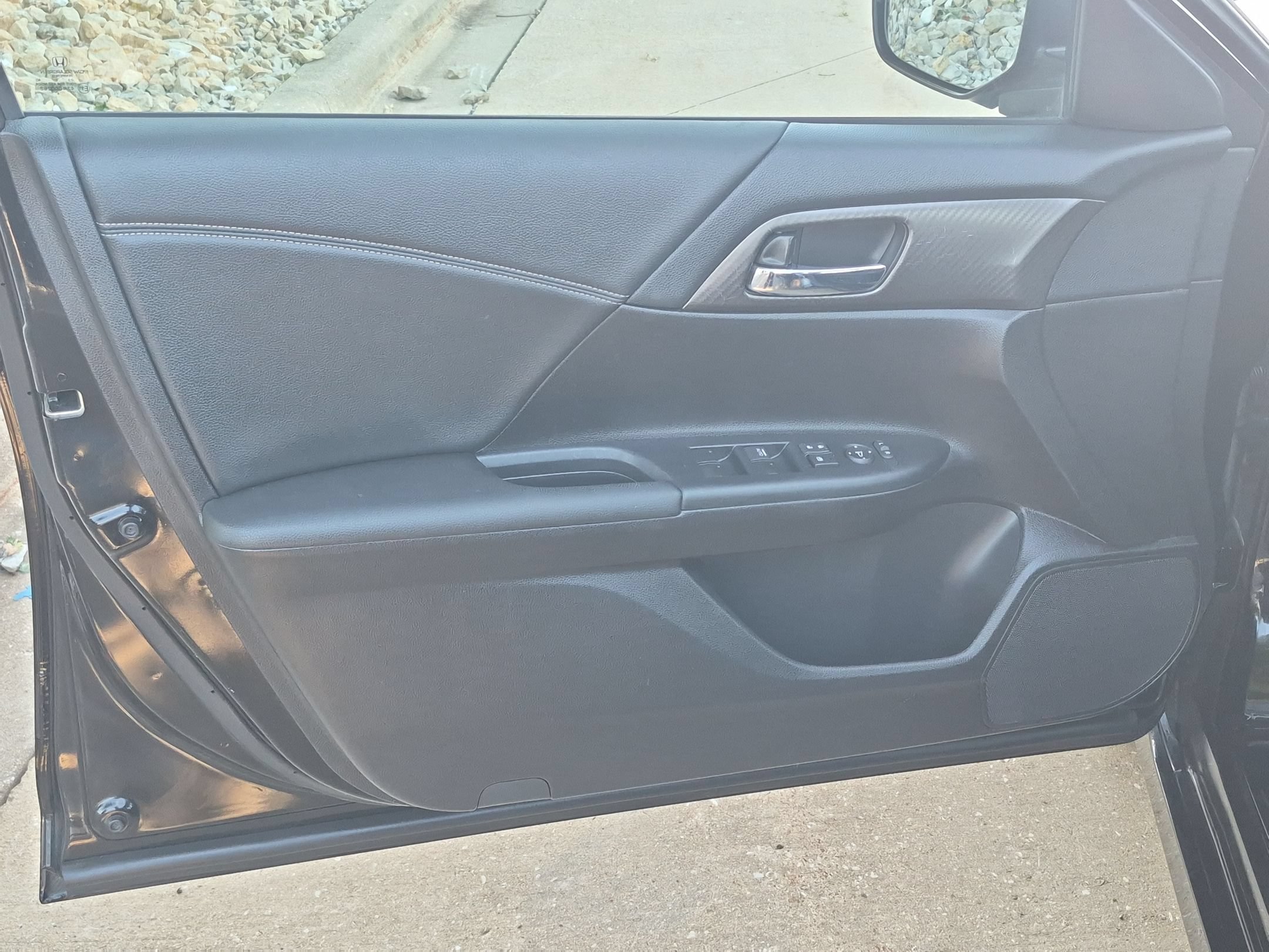 Used 2016 Honda Accord Sport image 13