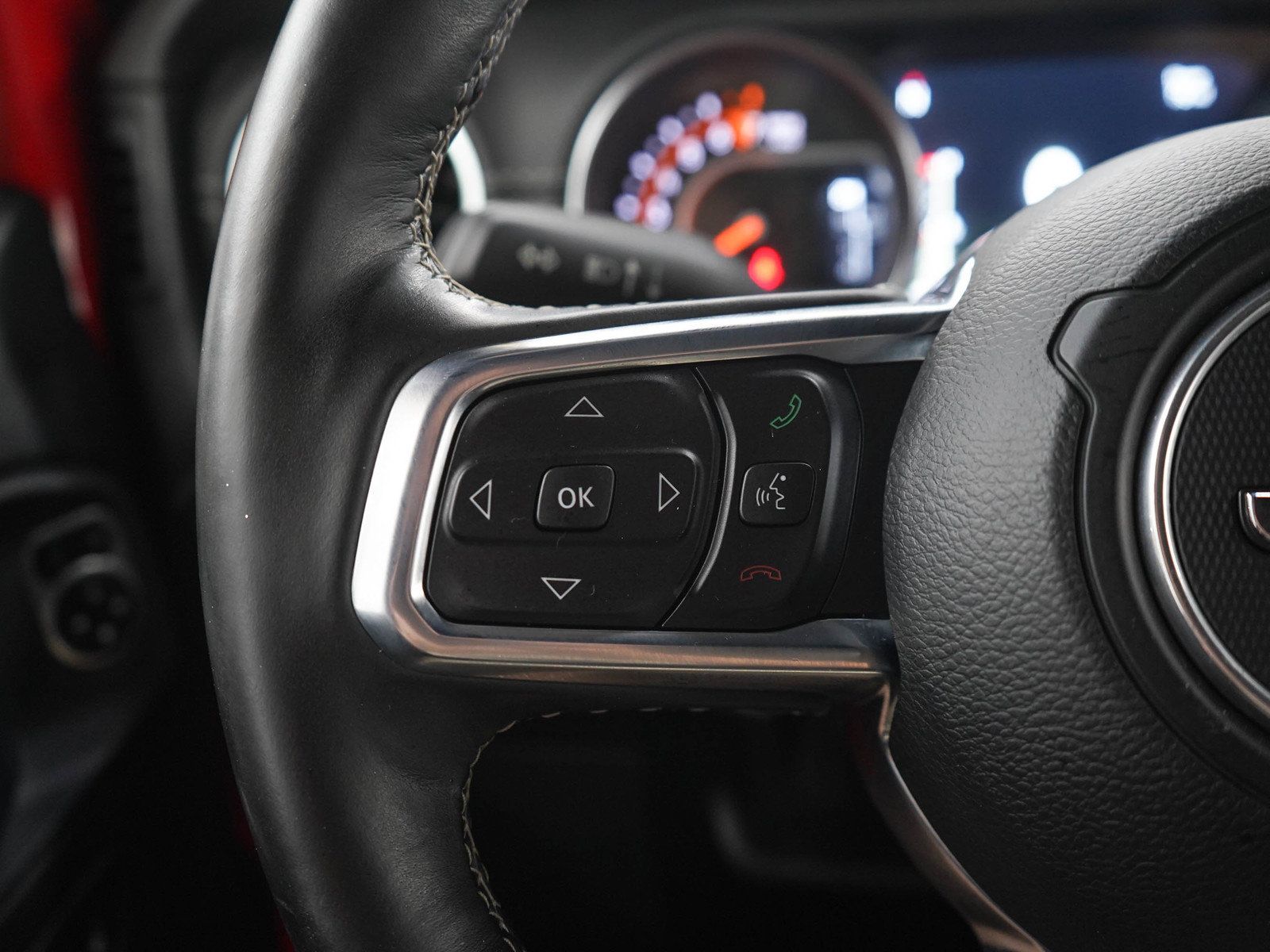 Used 2020 Jeep Wrangler Unlimited Sahara AWD/4WD image 25