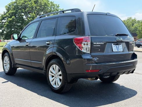 Used 2013 Subaru Forester 2.5X Premium w/ Popular Pkg 1 AWD/4WD image 7