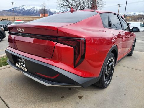 Certified 2025 Kia K4 EX FWD image 5