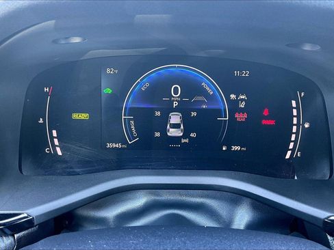 Used 2025 Toyota Camry SE FWD image 19
