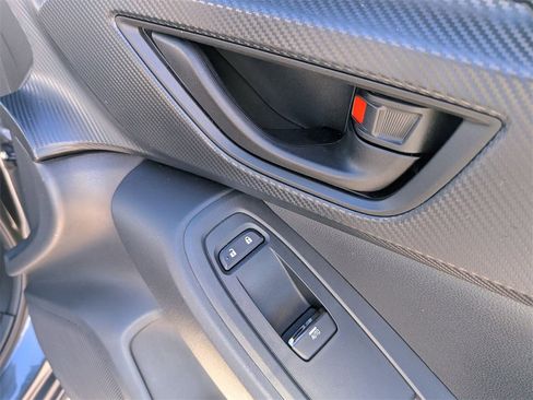 Used 2024 Subaru Crosstrek 2.0i Premium image 32