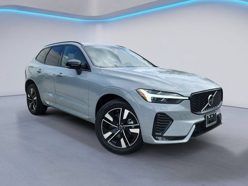 Used 2026 Volvo XC60 B5 Core w/ Climate Package AWD/4WD image 2