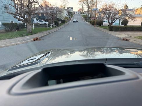 Used 2020 Land Rover Range Rover Sport HSE image 19