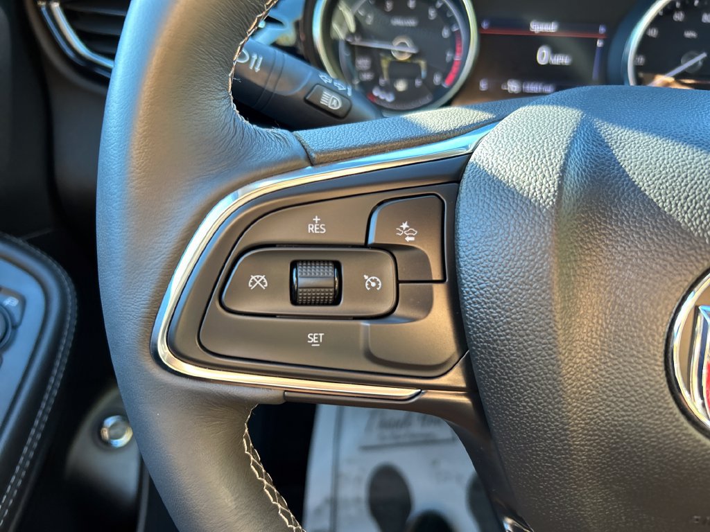 Used 2023 Buick Encore GX Select w/ Sport Touring Package FWD image 22