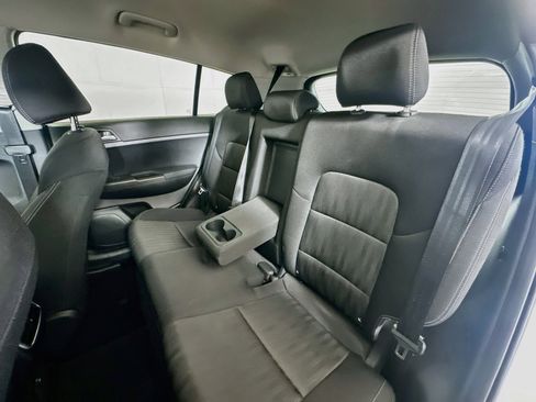Used 2019 Kia Sportage LX AWD/4WD image 26