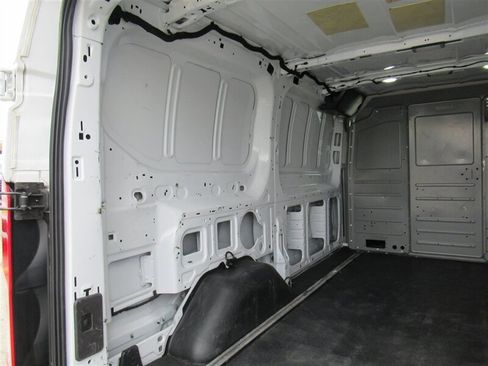 Used 2019 Ford Transit 250 130 Low Roof image 10