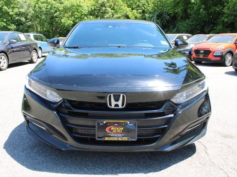 Used 2019 Honda Accord Sport image 3