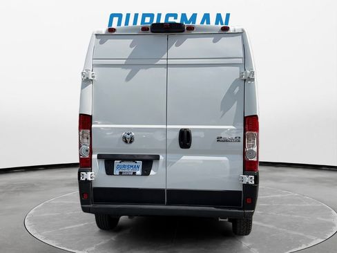Used 2024 RAM ProMaster 2500 w/ Convenience Group FWD image 5