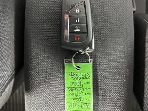 Used 2024 Toyota Corolla LE FWD image 31