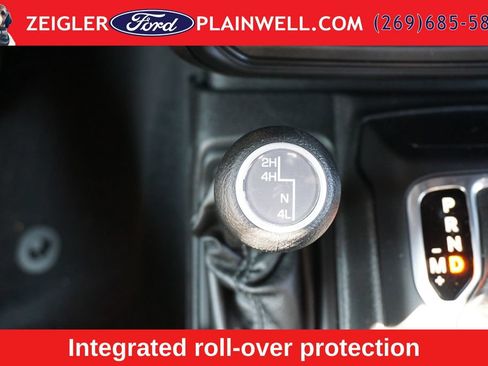 Used 2024 Jeep Wrangler Sport AWD/4WD image 17