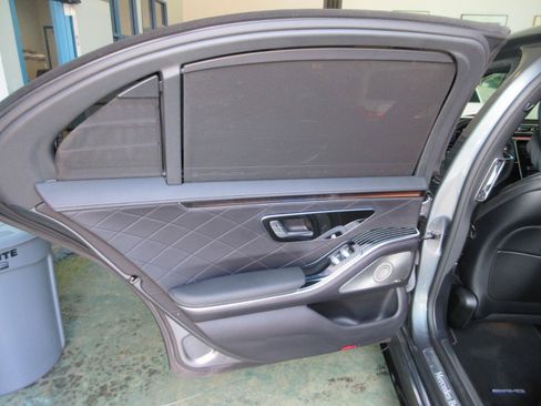 Used 2021 Mercedes-Benz S 580 4MATIC Sedan image 38