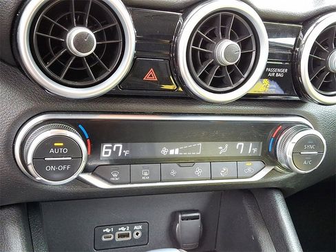 Used 2021 Nissan Sentra SV image 15