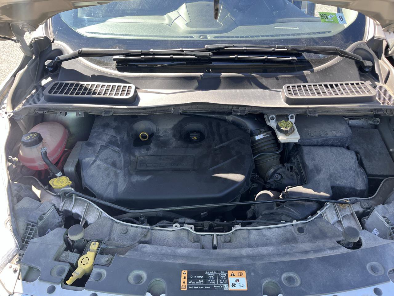 Used 2018 Ford Escape Titanium w/ Ford Safe & Smart Package AWD/4WD image 38