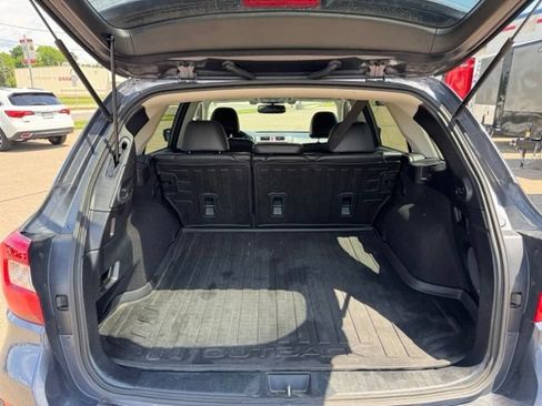 Used 2016 Subaru Outback 2.5i Limited AWD/4WD image 24