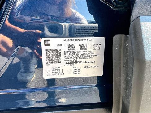 Used 2023 Chevrolet Traverse LT FWD image 21