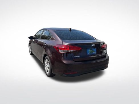 Used 2017 Kia Forte LX w/ LX Popular Package FWD image 6