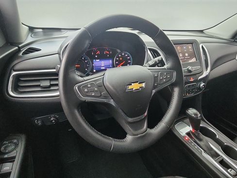 Used 2019 Chevrolet Equinox LT FWD image 16