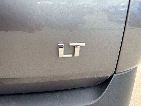 Used 2019 Chevrolet Traverse LT w/ LT Premium Package image 13