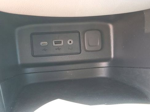 Certified 2024 Chevrolet Equinox LS w/ LS Convenience Package AWD/4WD image 16