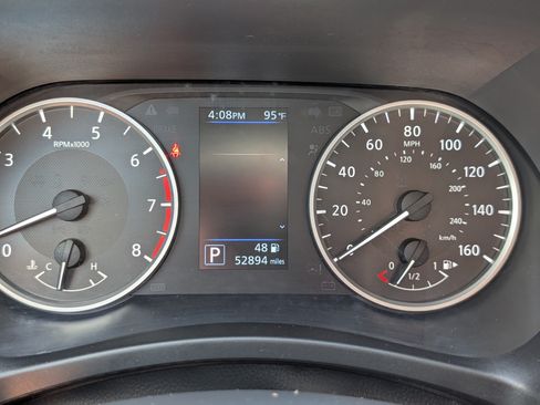 Used 2024 Nissan Sentra S FWD image 22