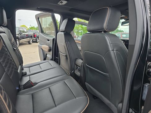 Used 2024 GMC Canyon Denali w/ LPO, Denali Black Edition AWD/4WD image 12