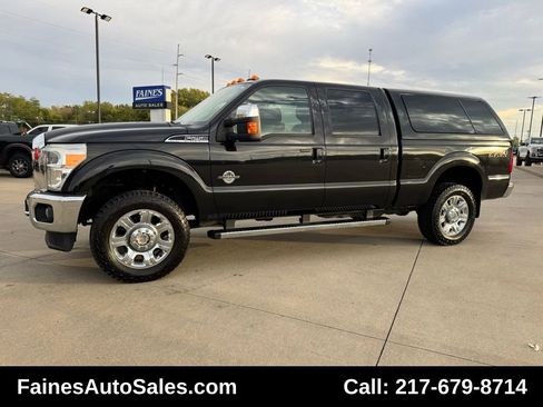 Used 2015 Ford F250 Lariat w/ Lariat Ultimate Package image 2
