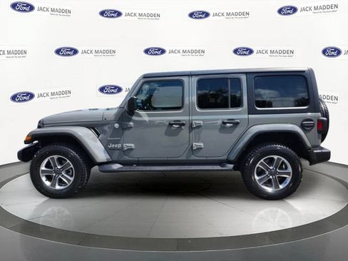 Used 2021 Jeep Wrangler Unlimited Sahara w/ Cold Weather Group AWD/4WD image 2