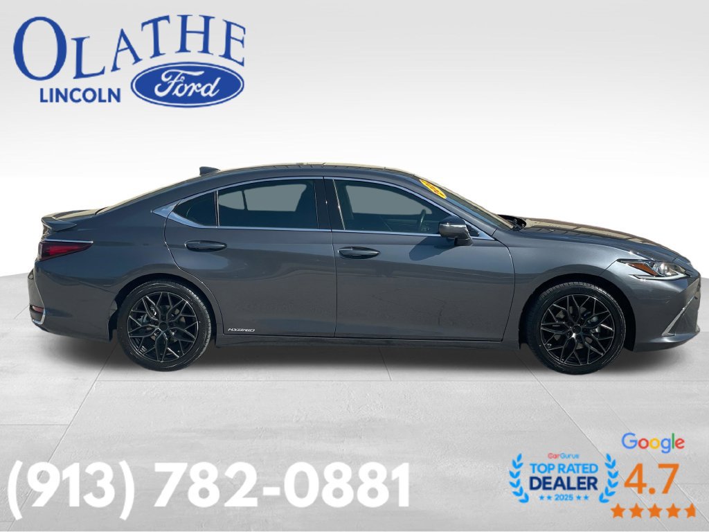 Used 2022 Lexus ES 300h w/ Accessory Package 2 FWD image 6