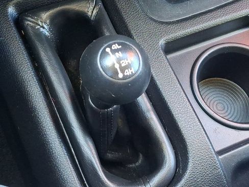 Used 2014 RAM 2500 Tradesman w/ Chrome Appearance Group image 23