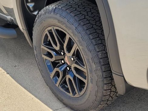 New 2026 GMC Sierra 1500 Elevation w/ Elevation Select Package AWD/4WD image 7