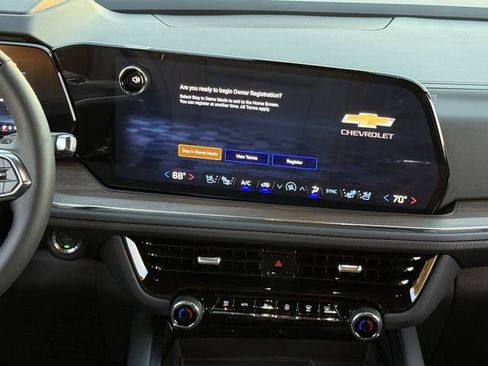 New 2026 Chevrolet Suburban High Country image 15