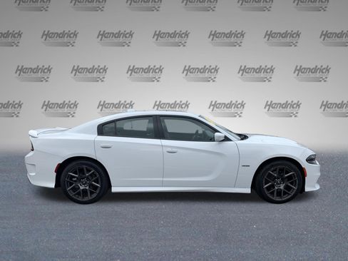 Used 2019 Dodge Charger R/T w/ Plus Group RWD image 10