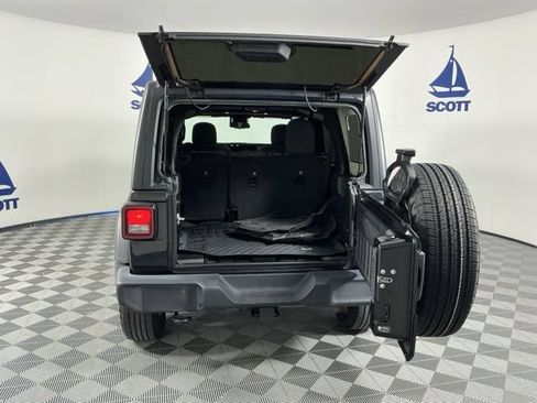 Used 2024 Jeep Wrangler Unlimited Sport AWD/4WD image 22
