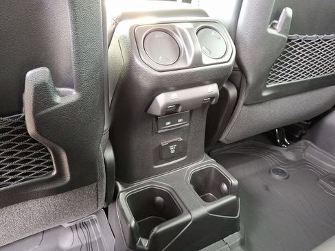 New 2026 Jeep Gladiator Rubicon image 7