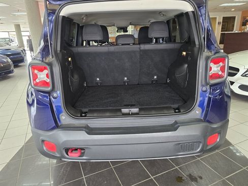 Used 2016 Jeep Renegade Trailhawk image 28