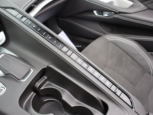 Used 2025 Chevrolet Corvette Z06 w/ Z07 Performance Package image 13