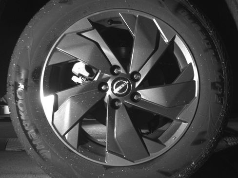 Used 2025 Nissan Rogue SV image 15