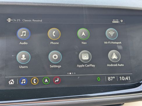 Certified 2022 Buick Envision Avenir w/ Technology Package II AWD/4WD image 22