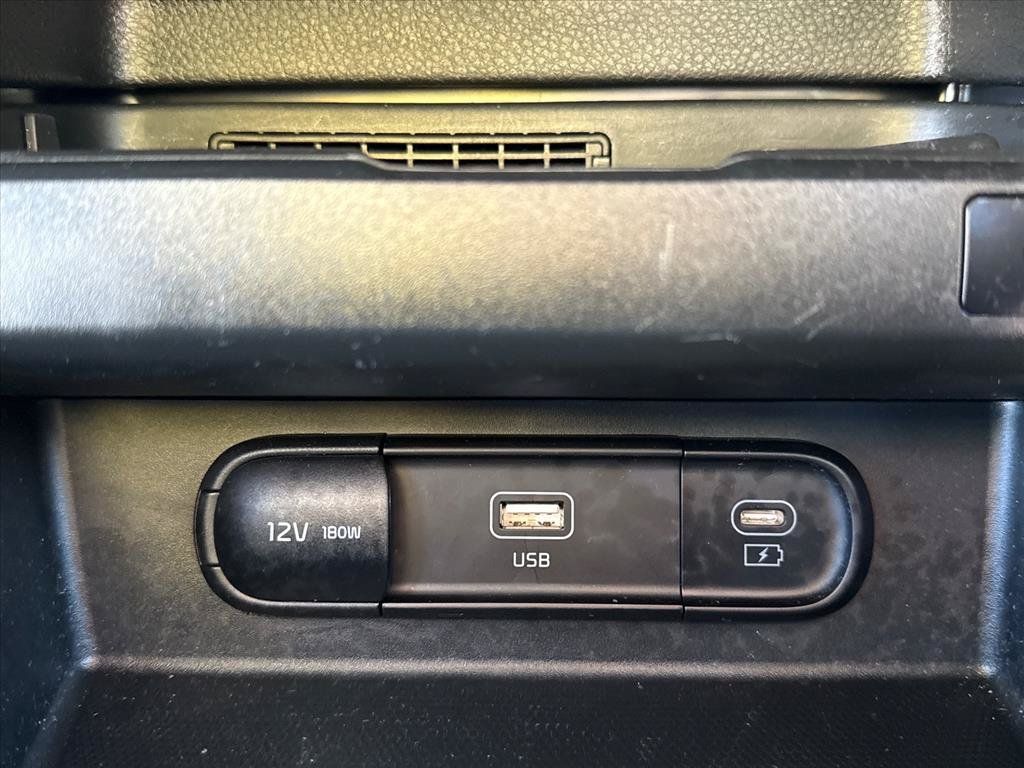 Certified 2025 Kia Seltos EX w/ EX Sunroof Package AWD/4WD image 15