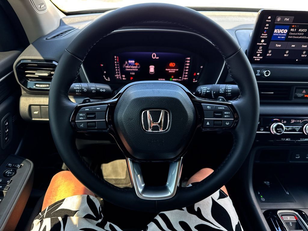 New 2026 Honda Pilot Touring image 14