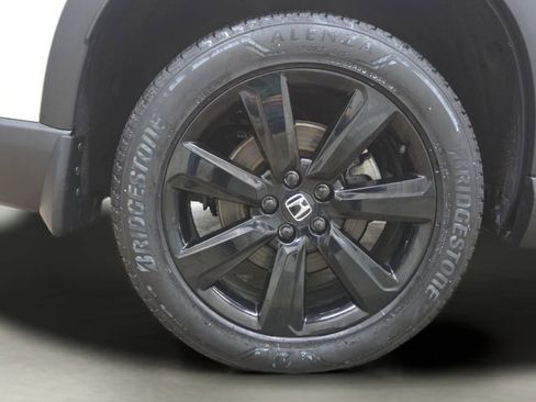 Used 2023 Honda Pilot Elite image 38