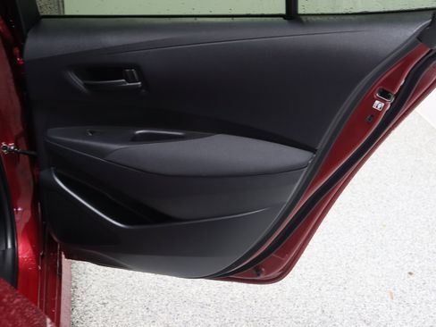 Used 2026 Toyota Corolla LE FWD image 30