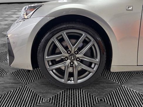 Used 2018 Lexus IS 350 image 28