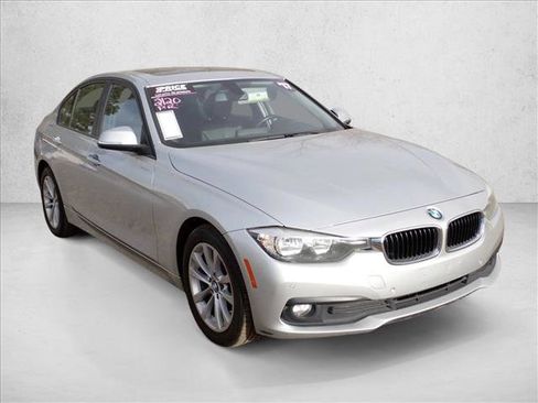 Used 2017 BMW 320i xDrive 320i xDrive image 5