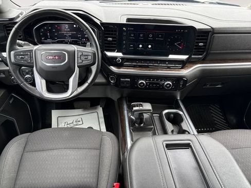Used 2022 GMC Sierra 1500 Elevation w/ Preferred Package AWD/4WD image 10