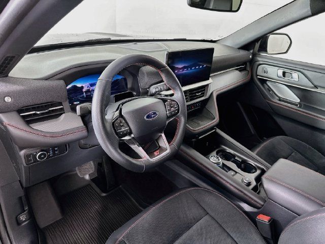 Certified 2025 Ford Explorer ST AWD/4WD image 14