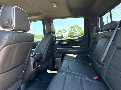 Used 2025 GMC Sierra 1500 AT4X AWD/4WD image 12