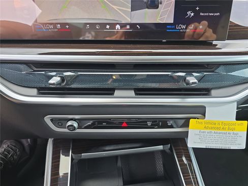 New 2026 BMW X5 xDrive40i w/ Climate Comfort Package AWD/4WD image 28